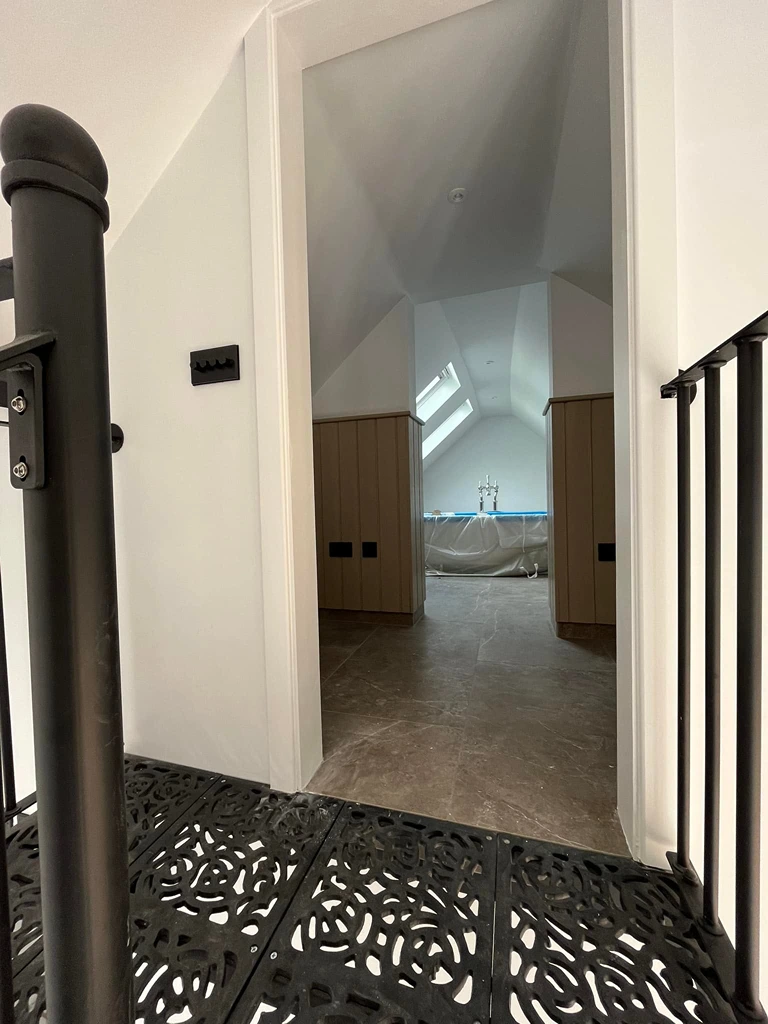 Painted upstairs barn conversion