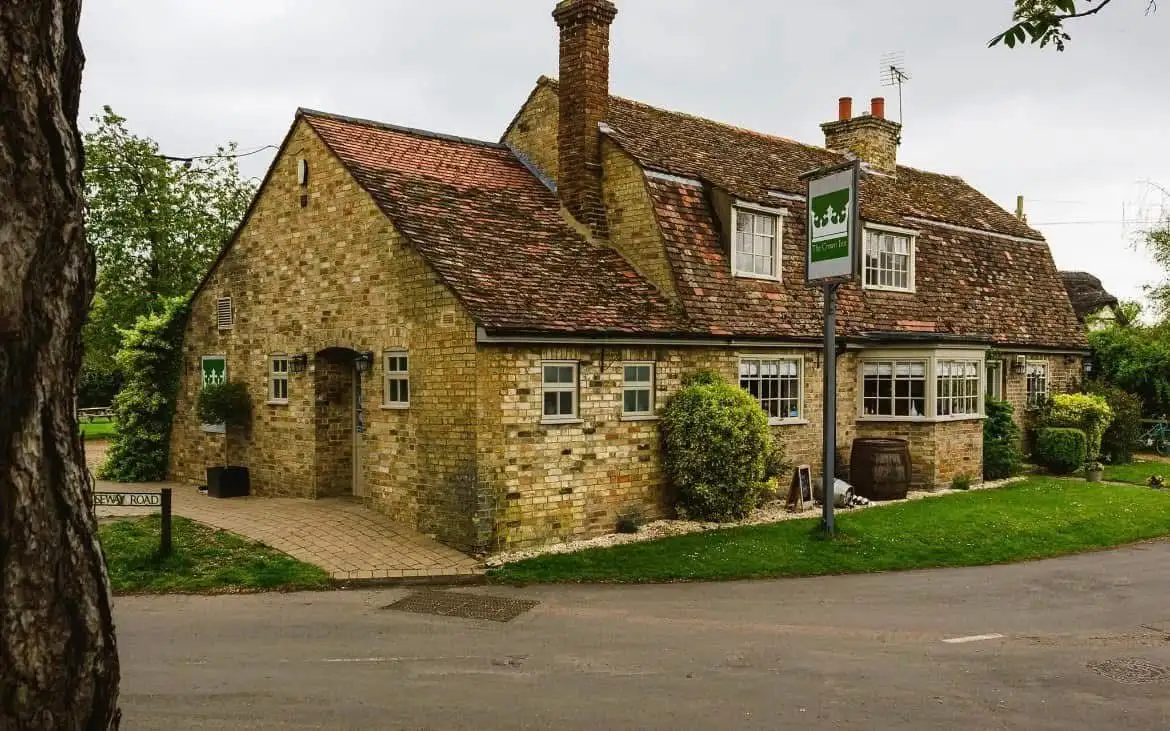The Crown Pub, Broughton